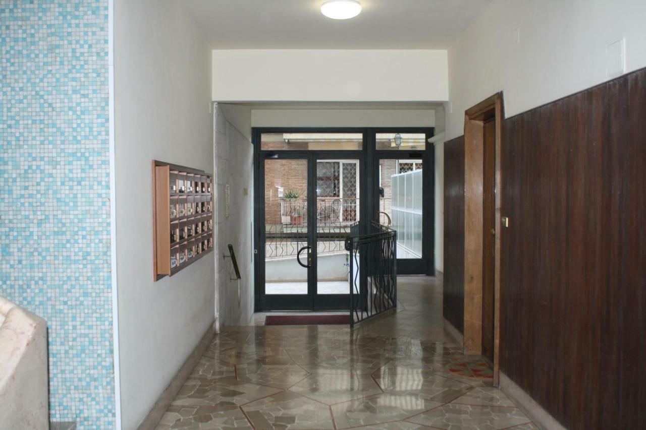 Cornelia Relais Bed & Breakfast Rome Bagian luar foto