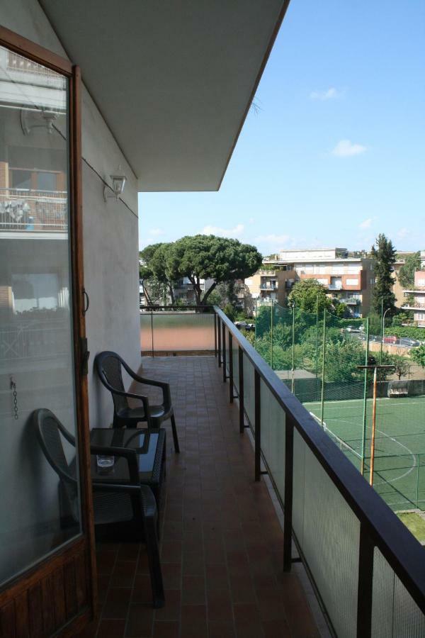 Cornelia Relais Bed & Breakfast Rome Bagian luar foto