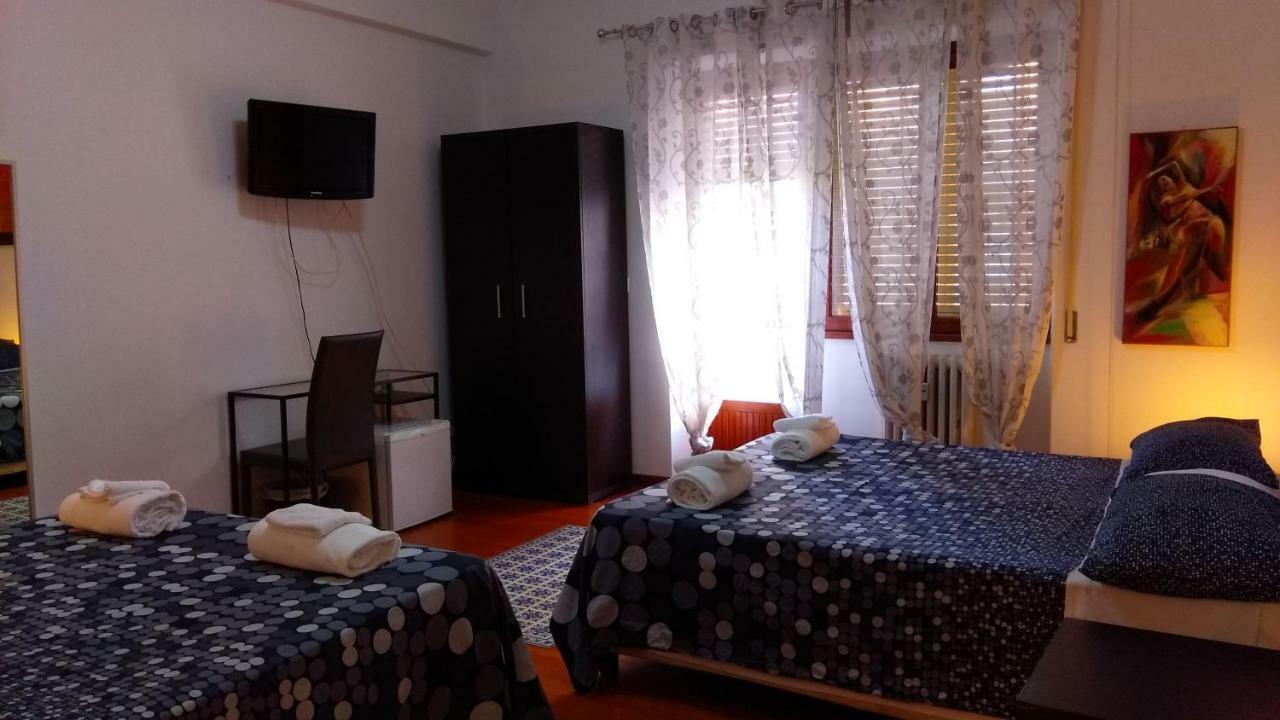 Cornelia Relais Bed & Breakfast Rome Bagian luar foto